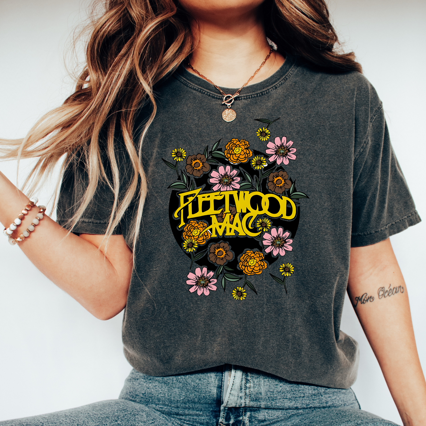 Fleetwood t-shirt | Adult unisex t-shirt | Rumours t-shirt